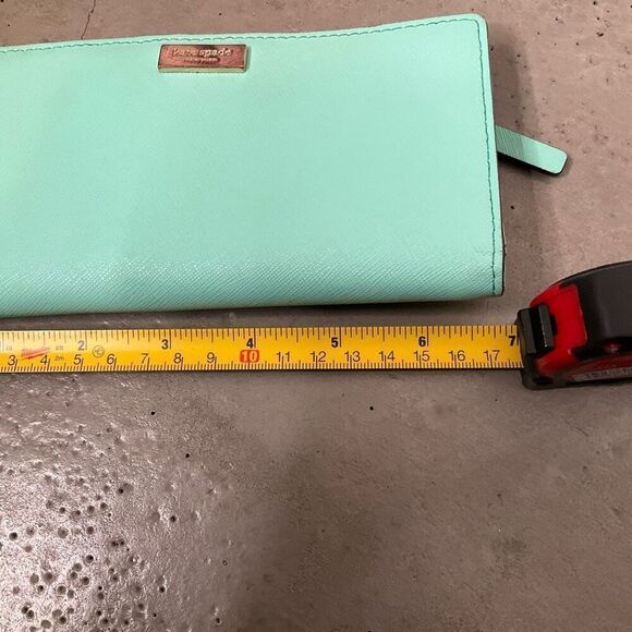 Kate Spade Bifold Wallet - Picture 7 of 8